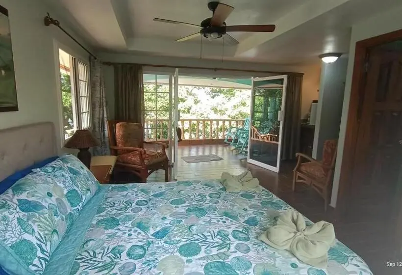 Standard-studio Allasnäkymä, Villas At Gone Fishing Panamá Resort