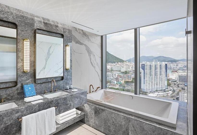 سوییت, Wyndham Grand Busan