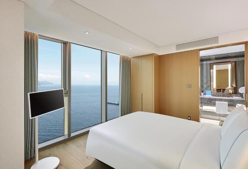 سوئیت 2 خوابه, Wyndham Grand Busan