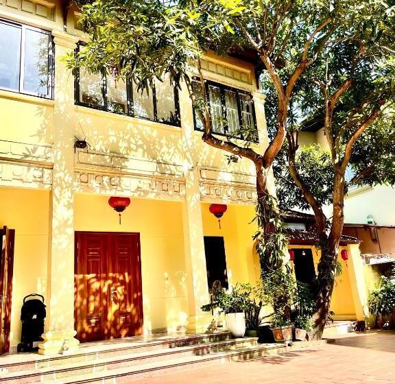 اتاق استاندارد, Lee Homestay