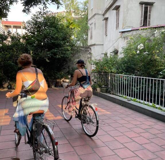 اتاق استاندارد, Lee Homestay