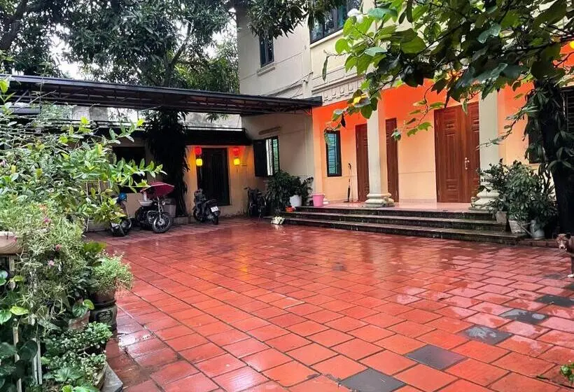 اتاق استاندارد, Lee Homestay