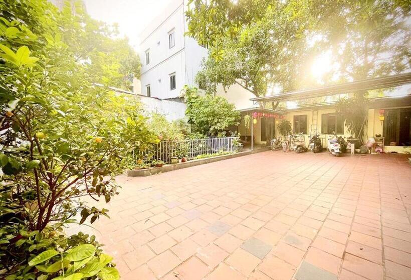 اتاق استاندارد با بالکن, Lee Homestay