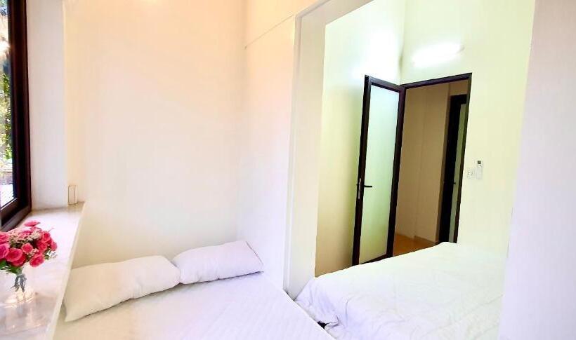 اتاق استاندارد با بالکن, Lee Homestay