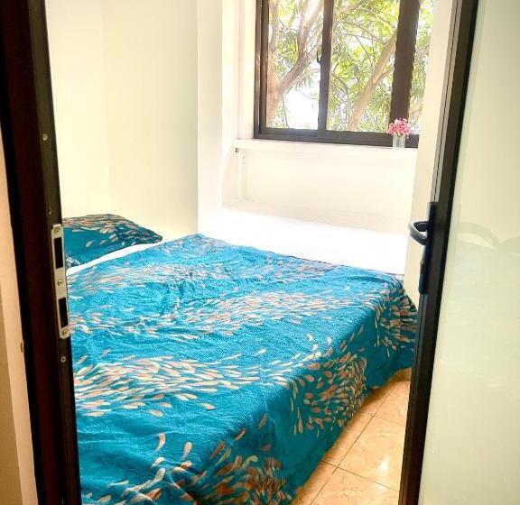 اتاق استاندارد با بالکن, Lee Homestay