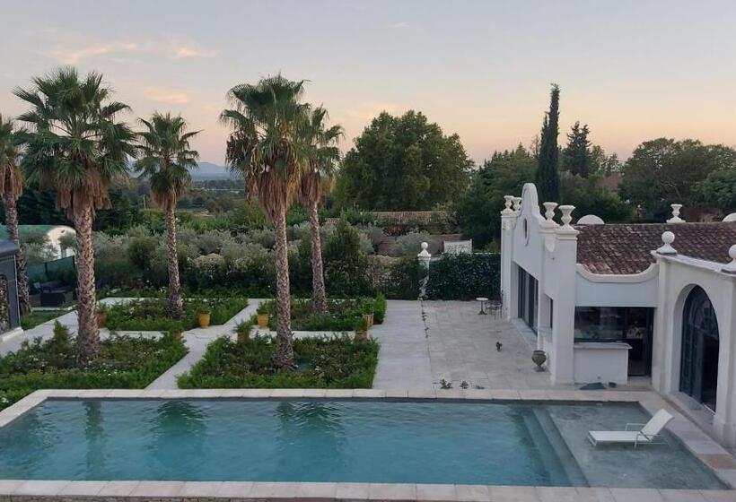 Люкс Повышенной Комфортности, Maison Blue Palm Aix En Provence