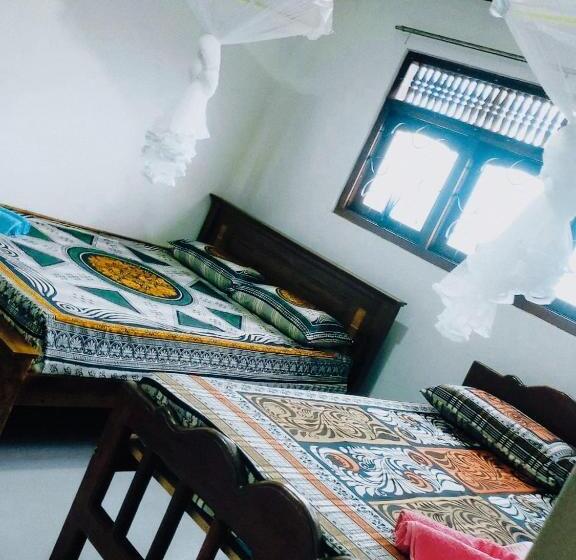 חדר משפחתי, Shiloh Home