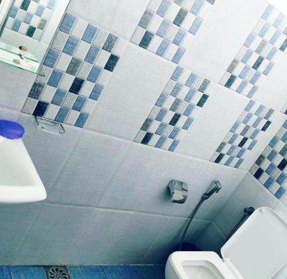 חדר משפחתי, Shiloh Home