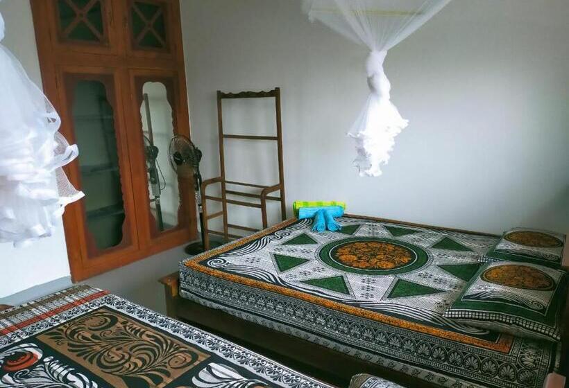 חדר משפחתי, Shiloh Home