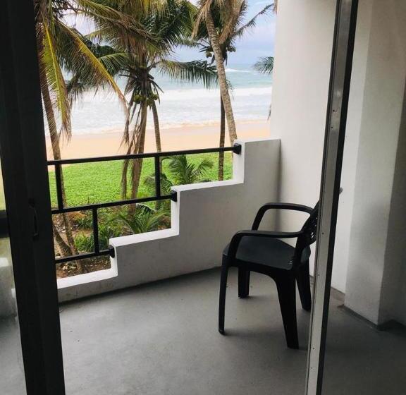 غرفة قياسية مطلّة علي البحر, Sunset House