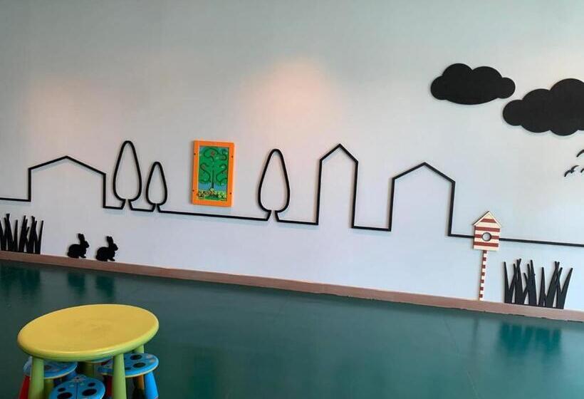 آپارتمان لوکس 1 خوابه, Bgc Staycation At Casa Lucca 200mbps Wifi