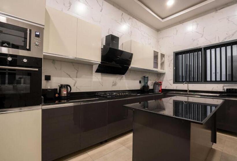 1 Bedroom Penthouse Apartment, George Residence, Parkview Ikoyi