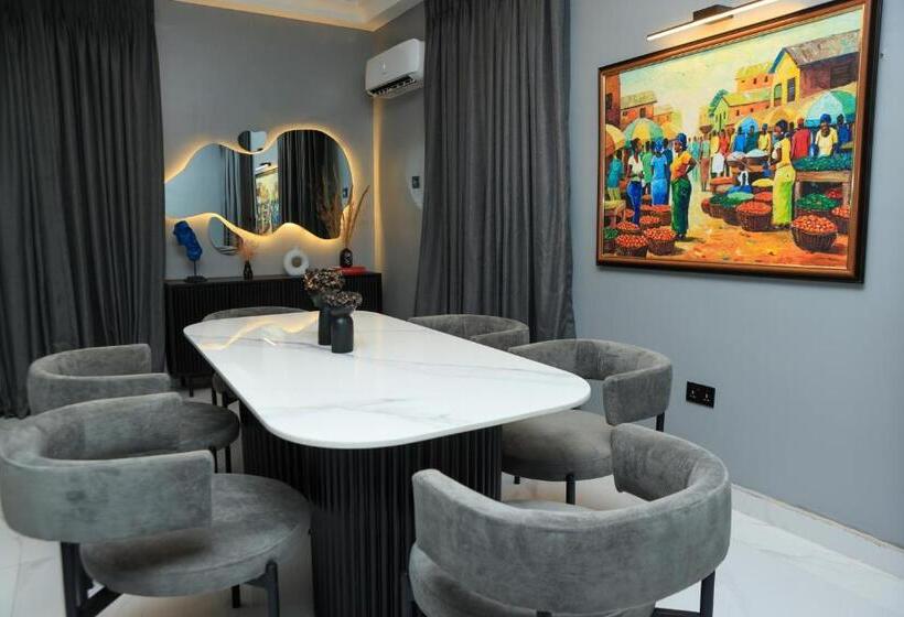 1 Bedroom Penthouse Apartment, George Residence, Parkview Ikoyi