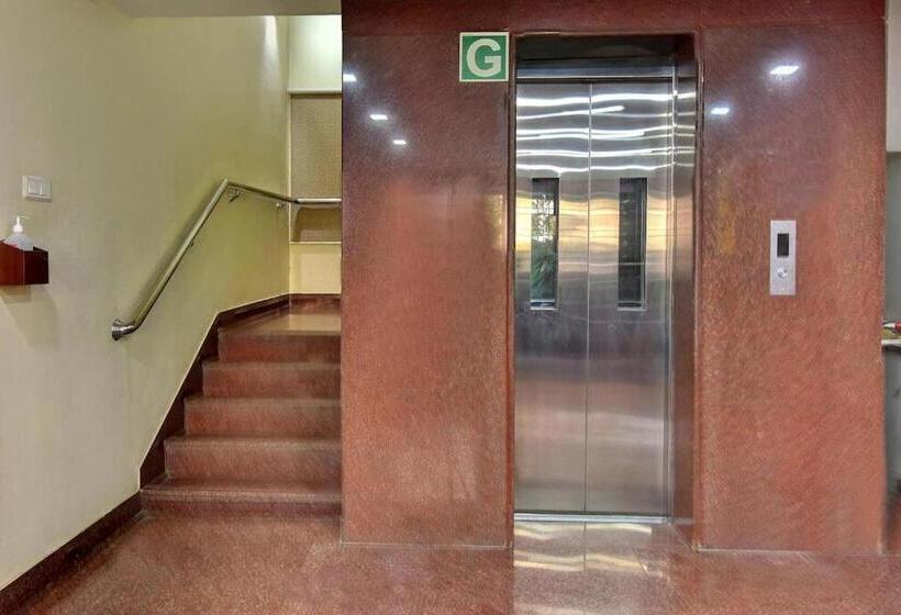 اتاق لوکس خانوادگی, Comfort Park Inn
