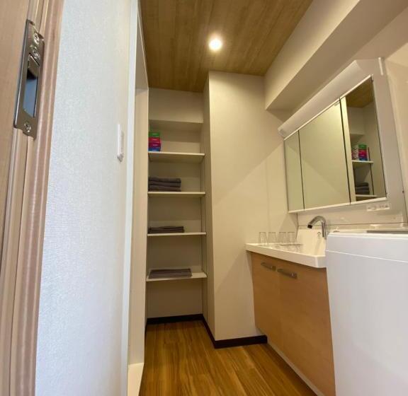 四人标准间, Mezon Akihabara Guest House