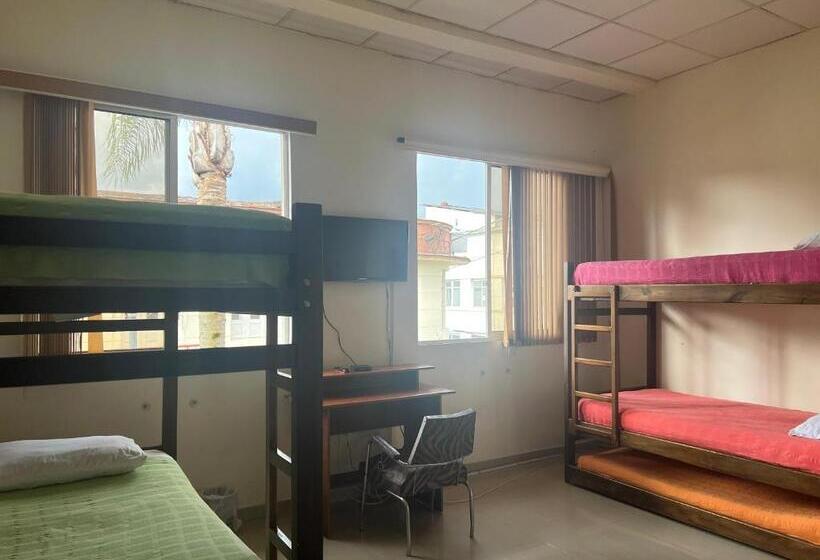 غرفة عائلية, Hostal Zaguán Caldense