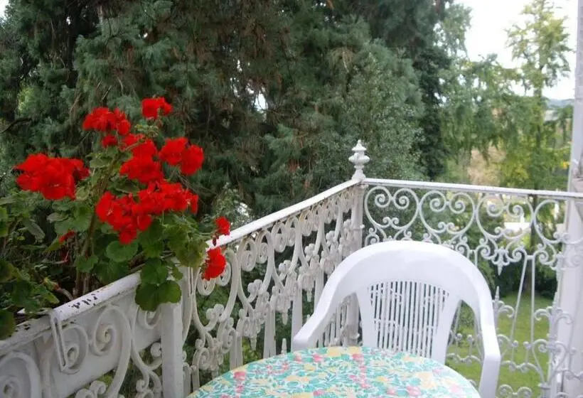 اتاق استاندارد, Villa Martha