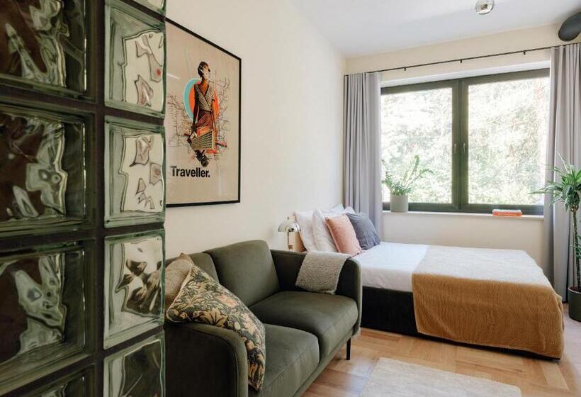 اتاق کلاس بیزنس, Stereo House By Larsen