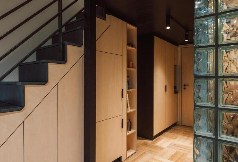 آپارتمان 1 خوابه, Stereo House By Larsen