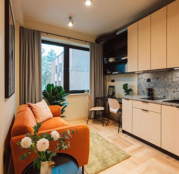استودیوی استاندارد, Stereo House By Larsen