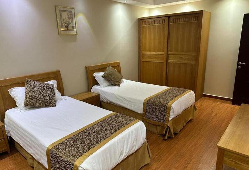 اتاق لوکس, فندق رويال مالجا الجبيل   شركة الاجنحة الرائدة Royal Malaga