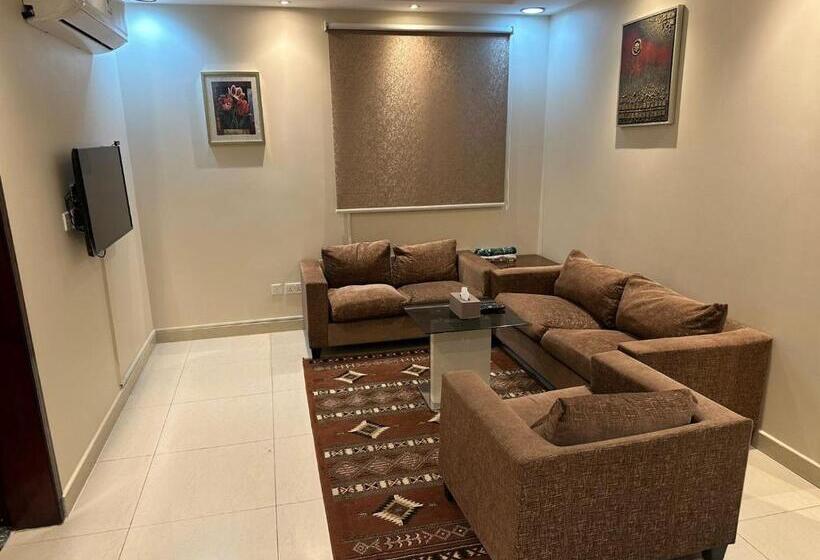 اتاق استاندارد اینتریور, فندق رويال مالجا الجبيل   شركة الاجنحة الرائدة Royal Malaga