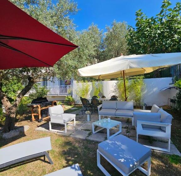 דירת שני חדרים, Casa Calí