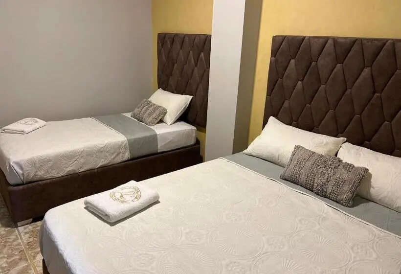 スタンダードトリプルルーム, La Candelaria House