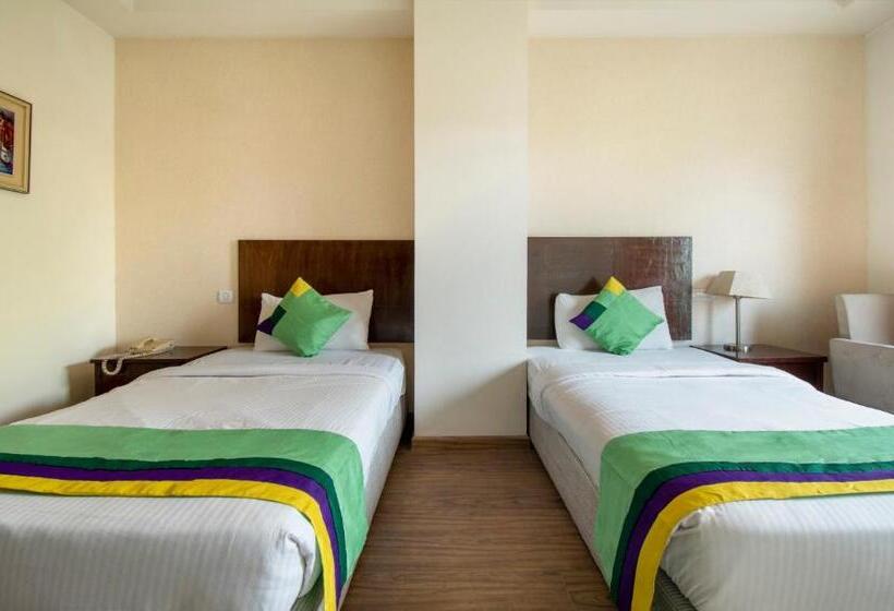 غرفة ديلوكس, Treebo Trend Grenville Near Udyog Vihar