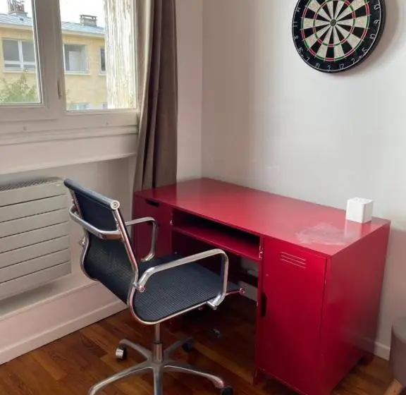 Perhehuone, Neuilly Sur Seine Calme Et Lumineux. B&b. 3 Chambres