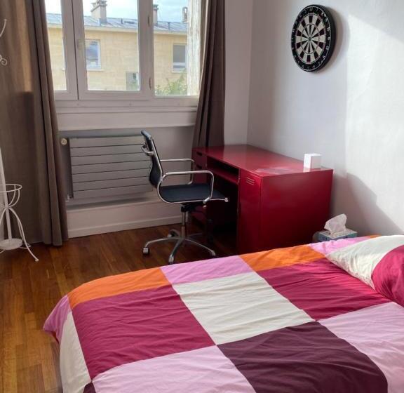 Семейный Номер, Neuilly Sur Seine Calme Et Lumineux. B&b. 3 Chambres