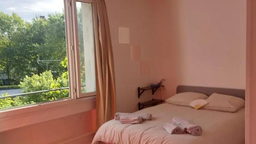 Perhehuone, Neuilly Sur Seine Calme Et Lumineux. B&b. 3 Chambres