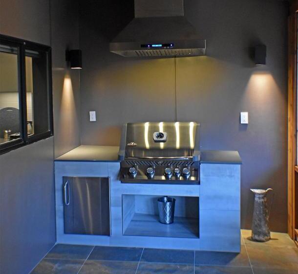 جناح سوبيريور, Beaver Lakefront Cabins   Couples Only Getaways