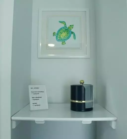 クイーンサイズベッドのスタンダードルーム, By The Sea Guests Bed & Breakfast & Suites