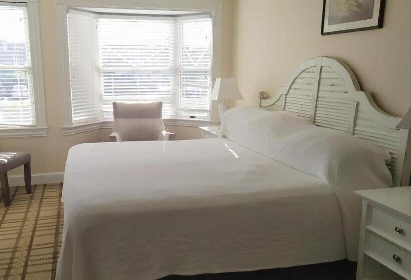 带大床的标准间, By The Sea Guests Bed & Breakfast & Suites