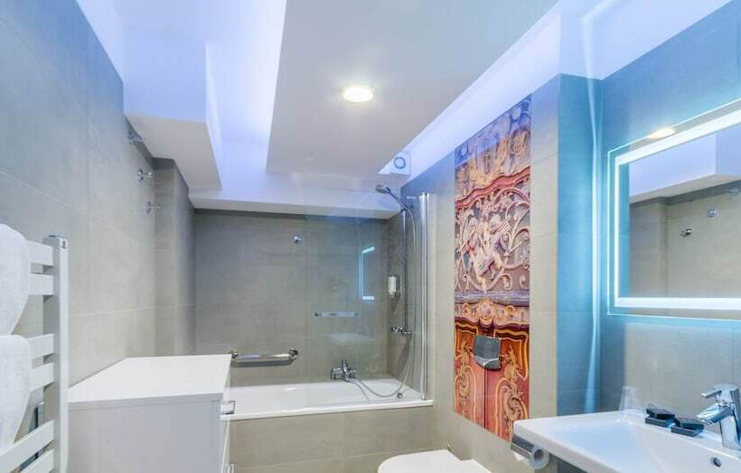 Апартаменты 1 Спальня, Celestin Residence