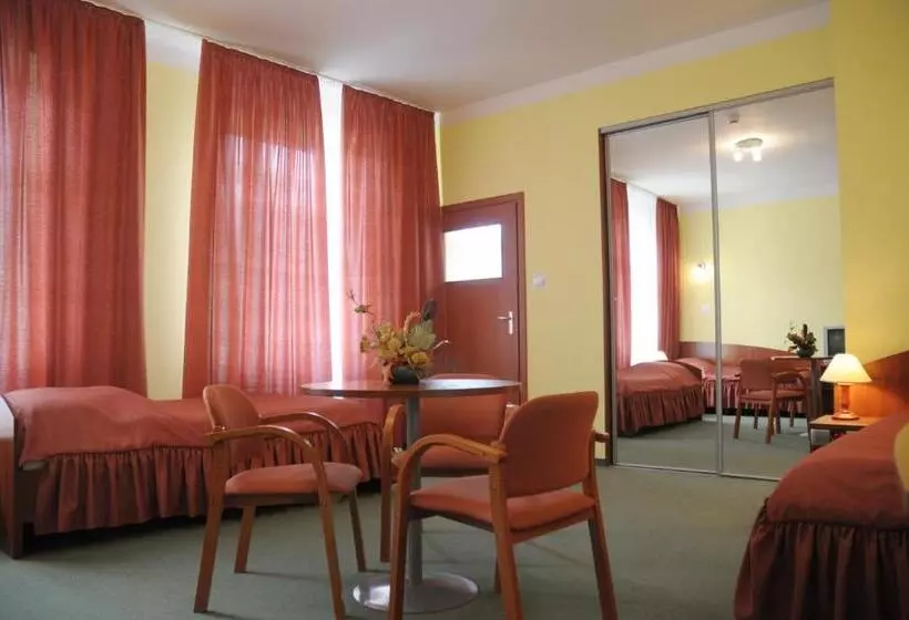スタンダードトリプルルーム, Centrum Szkoleniowo Konferencyjne Społem