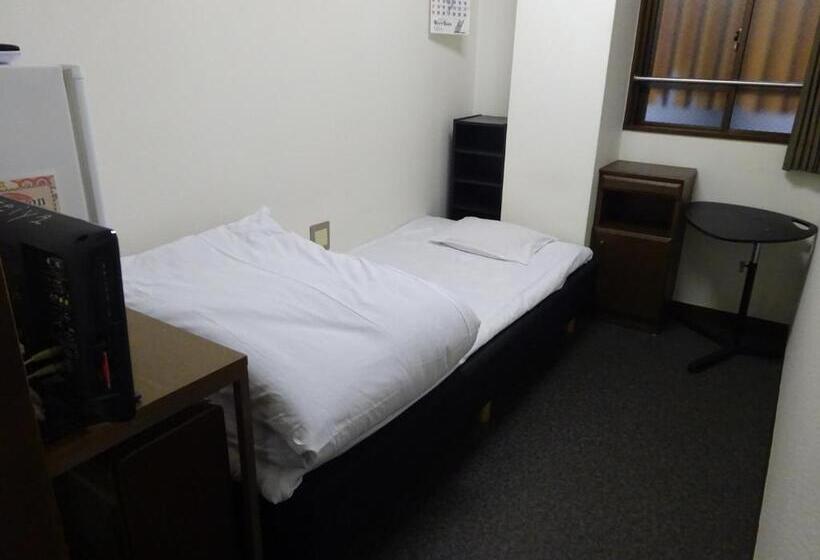 标准单人间共用浴室, Economy Hotel Hoteiya