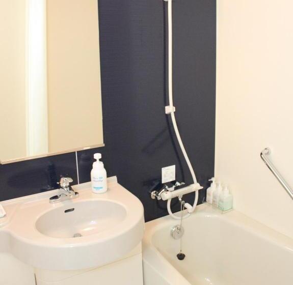 Quarto Estandar, Quad Inn Yokote