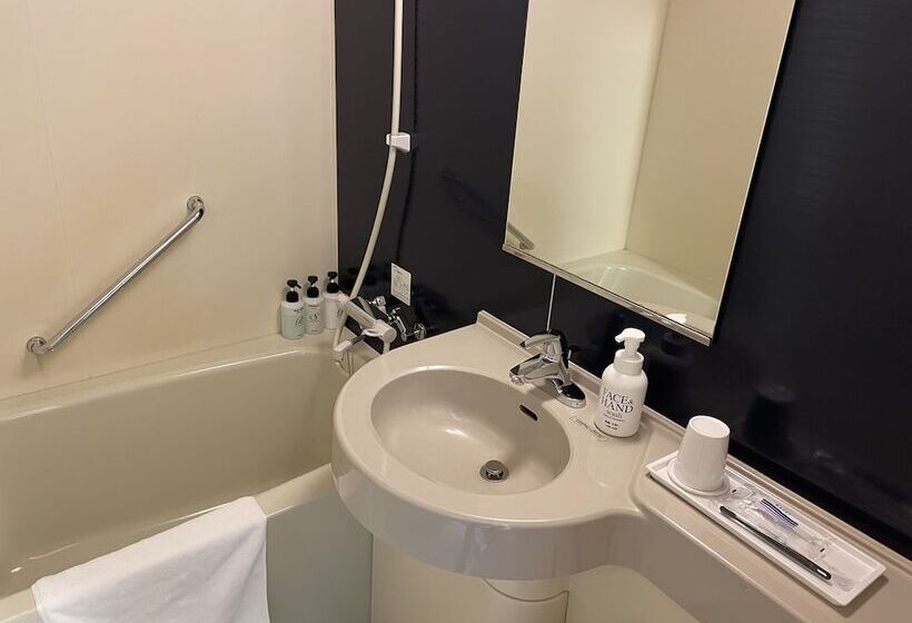 Quarto Estandar Individual, Quad Inn Yokote