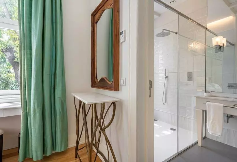 Quarto Superior Cama King, Santiago De Alfama Boutique