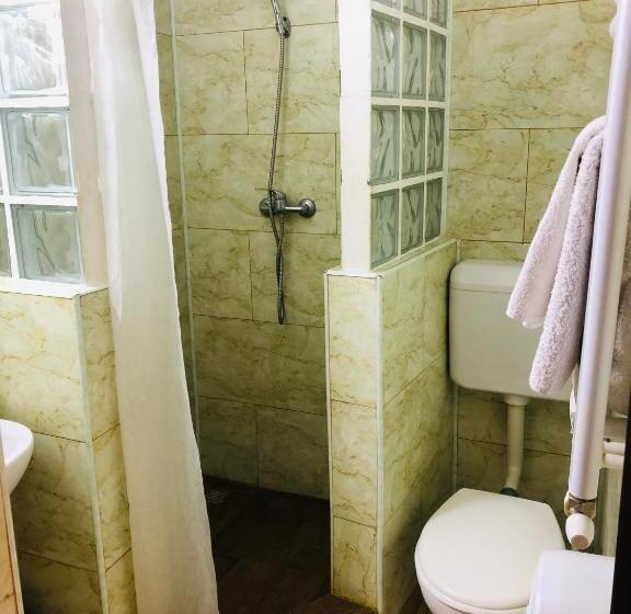 Standard Enkelrum, Taco