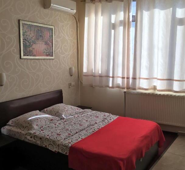 Standard Enkelrum, Taco