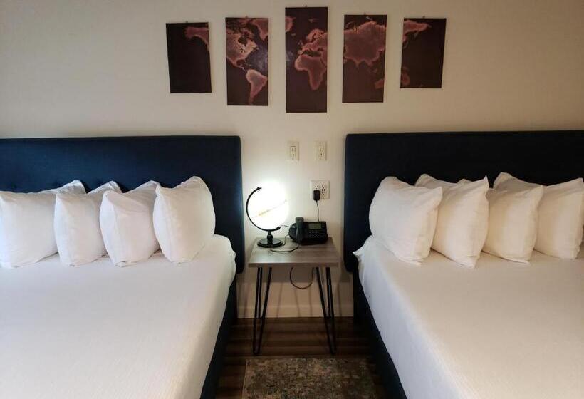 Номер Стандарт, Iron Horse Inn