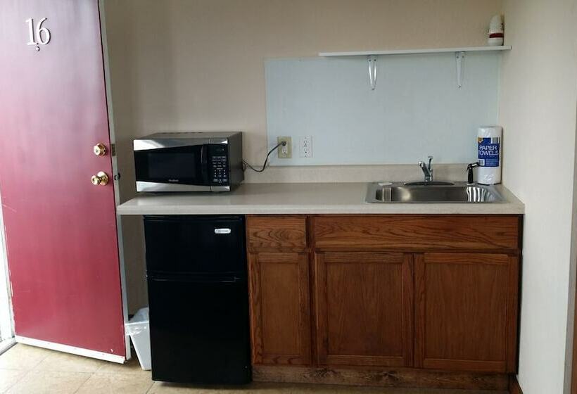 اتاق لوکس, The New Terrace