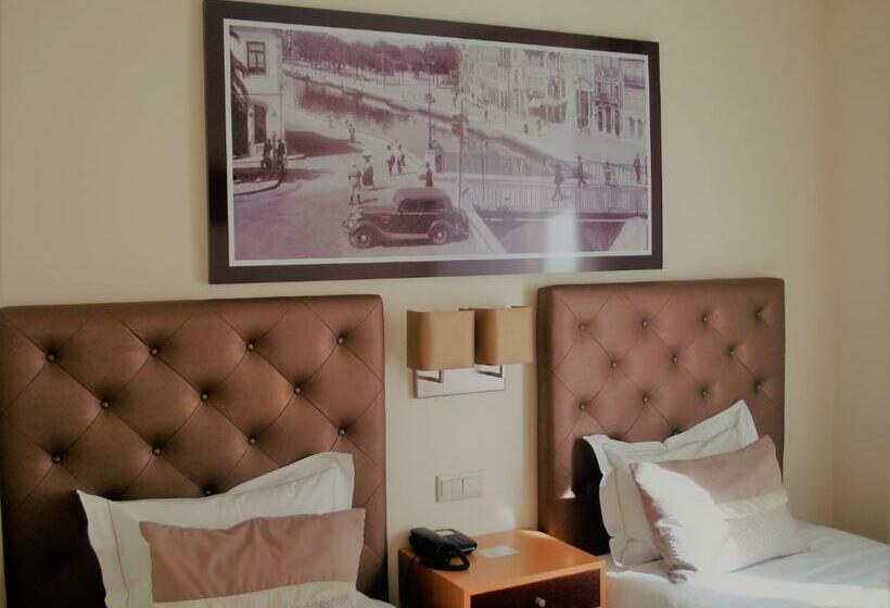 غرفة قياسية, Welcome In