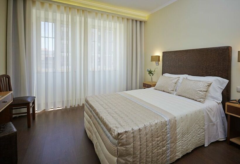 غرفة قياسية, Welcome In