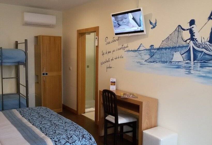 غرفة عائلية, Welcome In