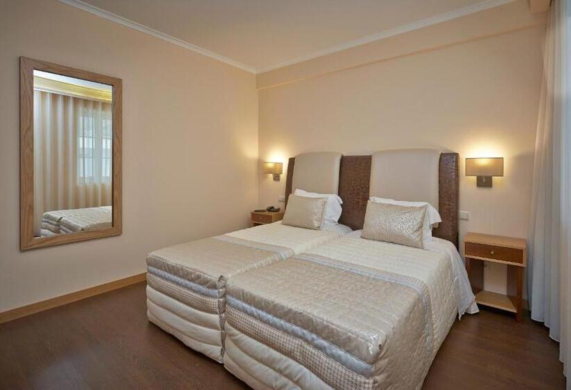 غرفة قياسية, Welcome In