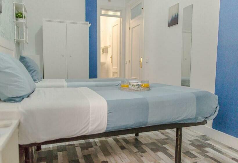 اتاق استاندارد اینتریور, Fuencarral Adeco